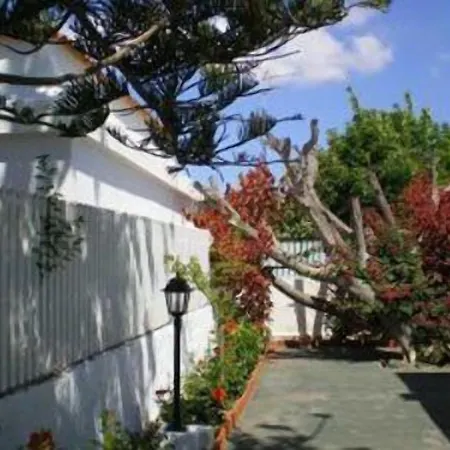 Rezort Tenesoya Gay Men Only